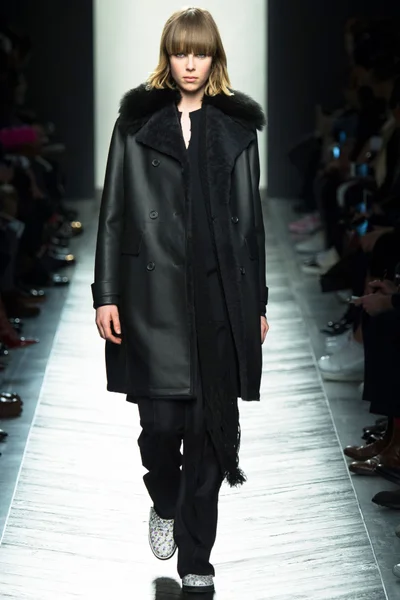 Look 9
